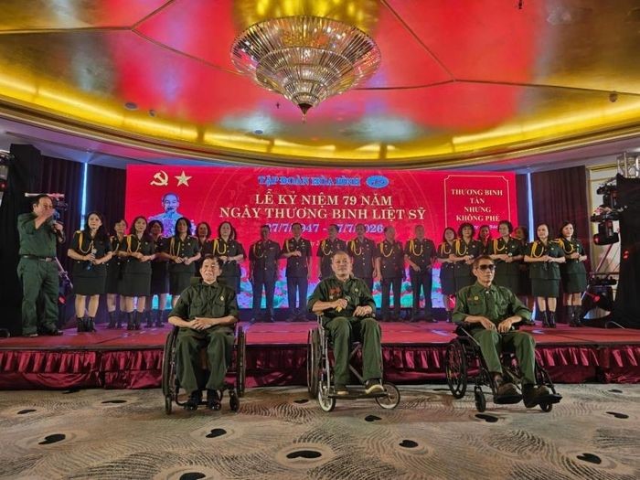 Lễ kỷ niệm 79 năm Ngày Thương binh - Liệt sĩ xúc động của Tập đoàn Hòa Bình